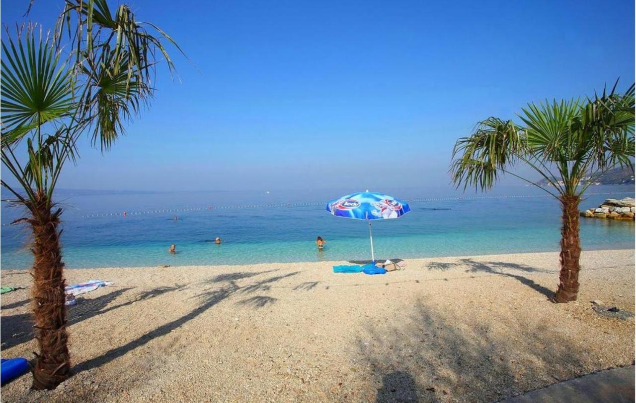 Apartments 20 Meters From The Beach Jesenice  Ngoại thất bức ảnh
